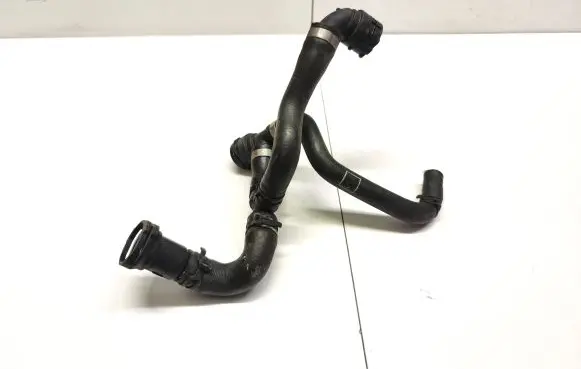 Audi A5 Engine coolant pipe/hose