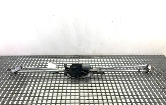 Opel Astra J Front wiper linkage and motor 13262434