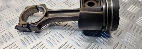 Renault Espace IV Piston with connecting rod