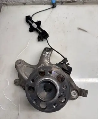 Mercedes-Benz S C217 Rear wheel hub 2220306 GER16