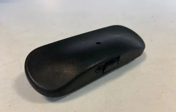 Windshield washer spray nozzle