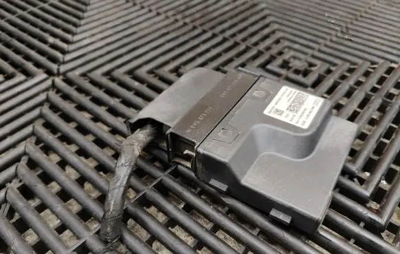 Audi Q7 4M Fuel injection pump control unit/module 4M0906093H