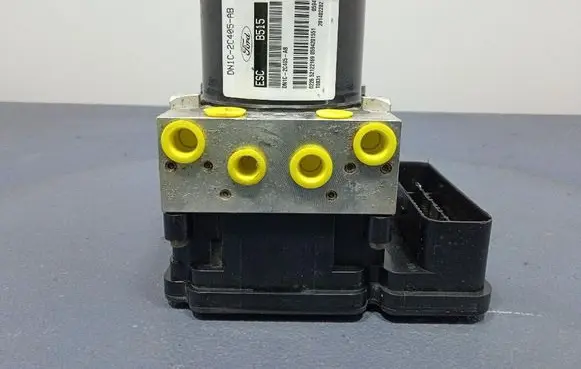 Ford Ecosport ABS Pump DN1C2C405AB