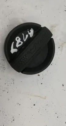 BMW 1 E81 E87 Oil filler cap 8507153