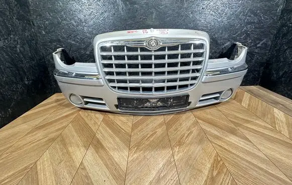 Chrysler 300 - 300C Front bumper 