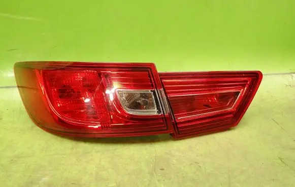 Renault Clio IV Rear/tail lights 