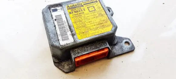 Renault Megane I Airbag control unit/module 7700414090E 550347500