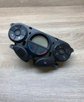 Ford Focus Climate control unit 2S4H18C612AE WWTA00771