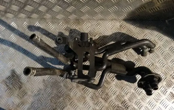 Porsche Macan (95B) Engine coolant pipe/hose