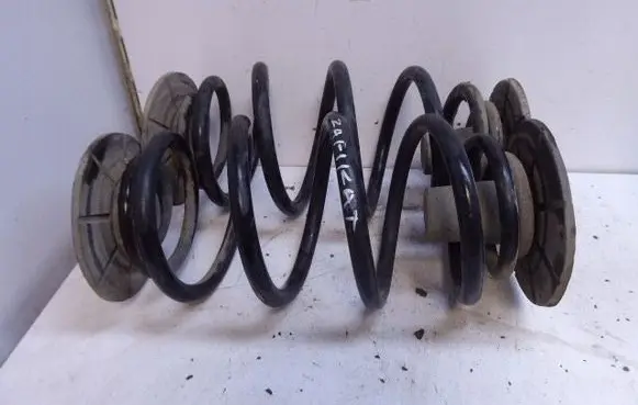 Opel Zafira B Rear coil spring 93181484