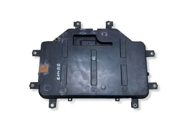Volkswagen Touareg I Battery box tray cover/lid 7L6915333A