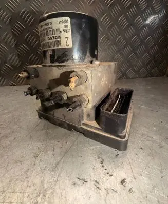 Volvo XC90 ABS Pump 8671224 04W135 10092504033
