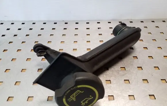Ford Transit Oil fill pipe YC1Q6763