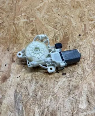 Mercedes-Benz GLC X253 C253 Front door window regulator motor A0009065706 0013004433 A76187113