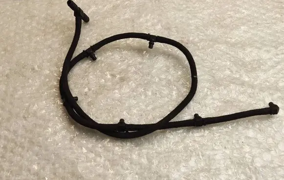 BMW 5 E39 Fuel return line/hose 