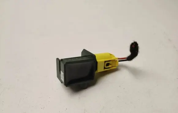 Mercedes-Benz E W212 Airbag deployment crash/impact sensor A1729056000