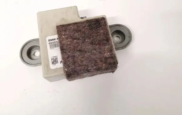 Antenna control unit