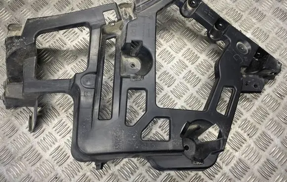 Peugeot 508 Rear bumper mounting bracket 9686699680
