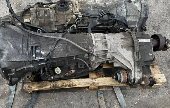 Jeep Grand Cherokee (WK) Automatic gearbox p52105703aa