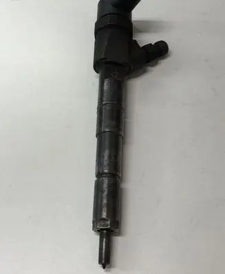 Opel Insignia A Fuel injector 0445110327