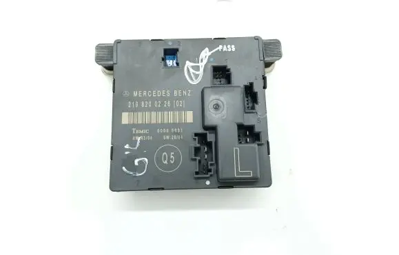 Mercedes-Benz CLS C219 Door control unit/module 2198200226