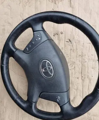 Toyota Avensis Verso Steering wheel