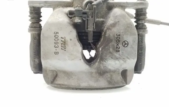 Mercedes-Benz C W205 Front brake caliper 20504