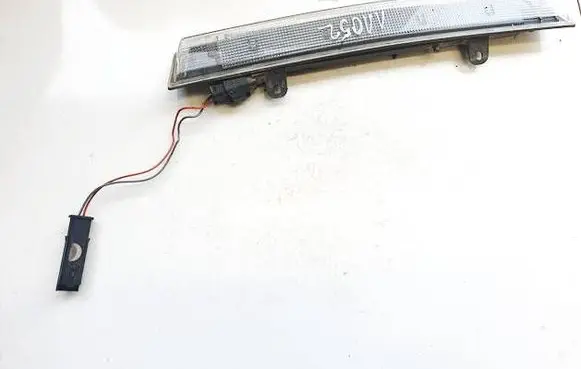 Citroen C5 Third/center stoplight 9689043280