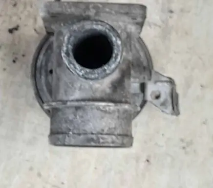 BMW 5 E39 EGR valve 78545204