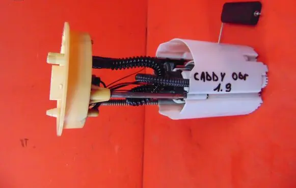 Volkswagen Caddy In-tank fuel pump 0986580829