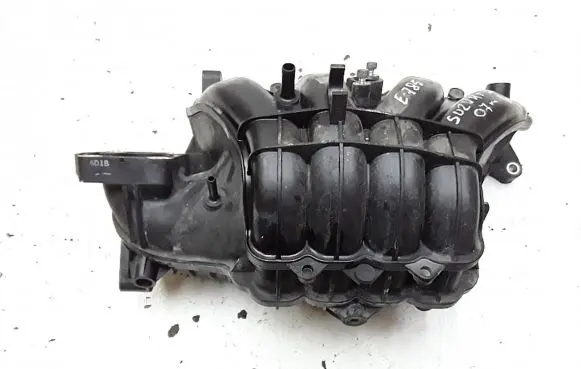 Suzuki SX4 Intake manifold 6d18