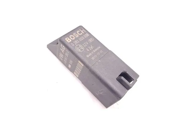 Volkswagen Crafter Glow plug pre-heat relay 0281003038 20151201