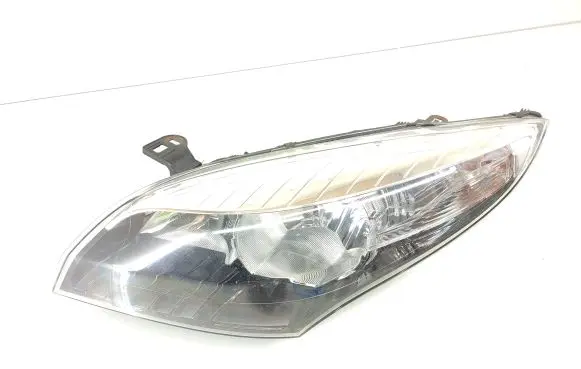 Renault Megane III Headlight/headlamp 130702412600 1307024 25382539
