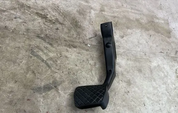 Volkswagen Tiguan Brake pedal 762135149078