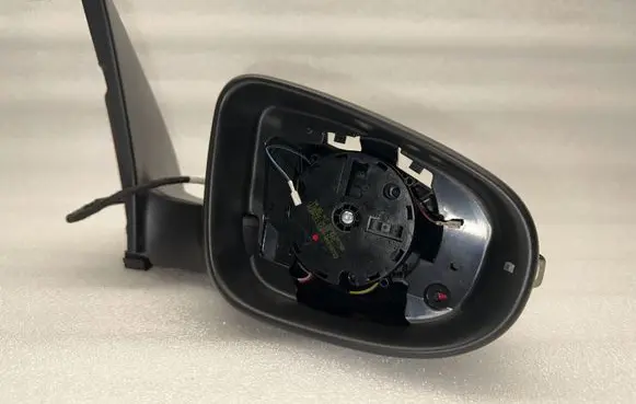 Front door electric wing mirror