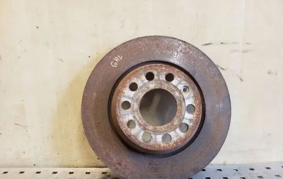 Volkswagen PASSAT B7 Rear brake disc