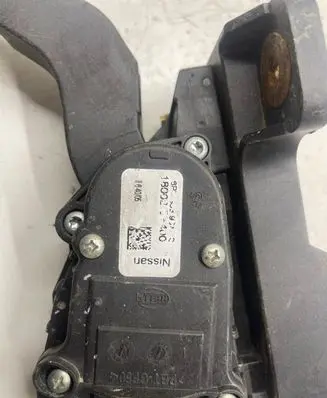 Nissan Almera N16 Accelerator throttle pedal
