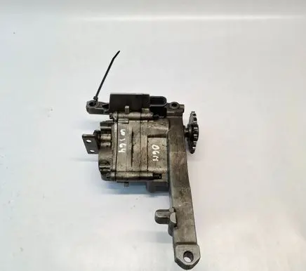 Mercedes-Benz ML W164 Oil pump A6421810647 A6421810901