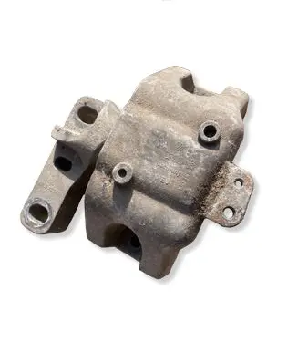 Audi TT Mk1 Engine mount bracket 1J0199262