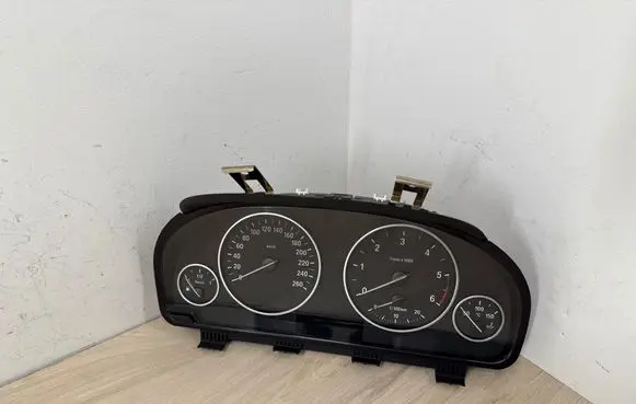 BMW X3 F25 Speedometer (instrument cluster) 9276576 17649411 007047040