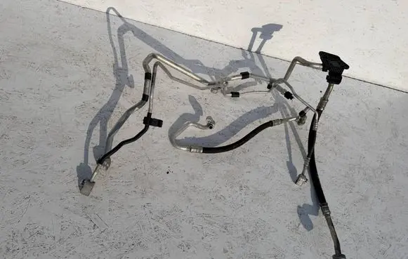 Seat Alhambra (Mk2) Air conditioning (A/C) pipe/hose 7N0820743G