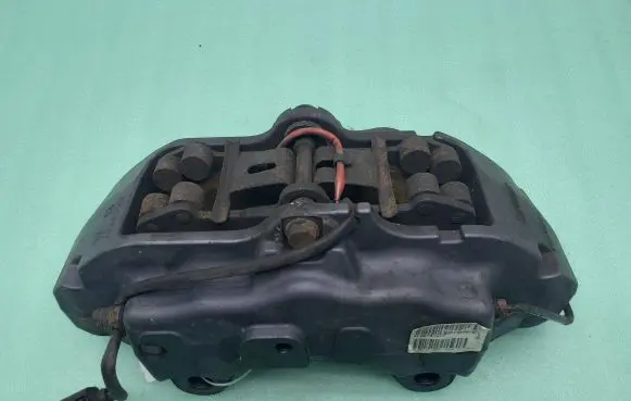 Audi Q7 4L Front brake caliper 4L0615105F
