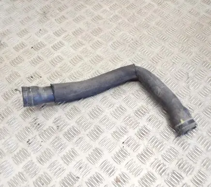Maserati GranTurismo Engine coolant pipe/hose