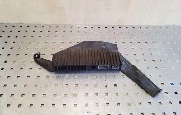Volvo S60 Sound amplifier 8673135