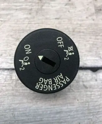 BMW 5 F10 F11 Passenger airbag on/off switch 9196886 6131