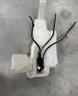 Nissan Juke II F16 Windshield washer fluid reservoir/tank 289106PA5A