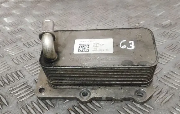Engine oil radiator