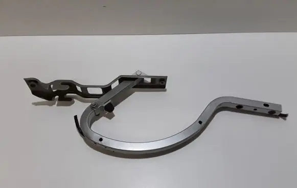Lexus IS 220D-250-350 Tailgate/trunk/boot hinge