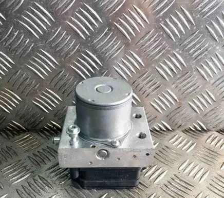 Tesla Model 3 ABS Pump 104474100D 0265257793