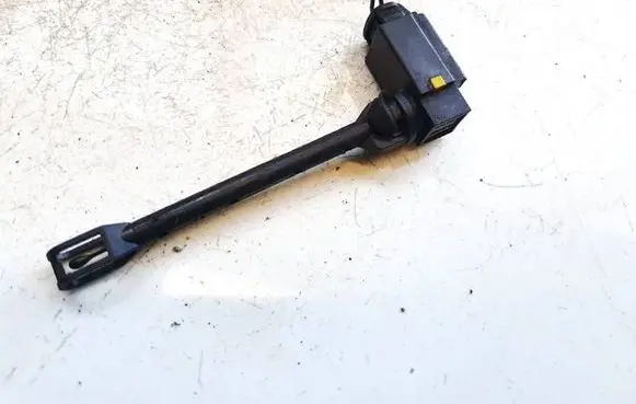 Volkswagen PASSAT B5.5 Interior temperature sensor a64200100